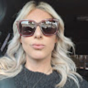 Meet your Posher, Cherrish